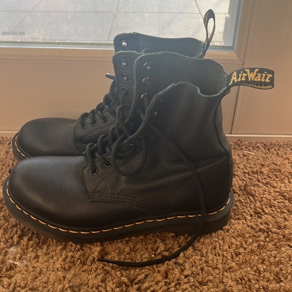doc martens womens size 8 - Picture 2 of 4